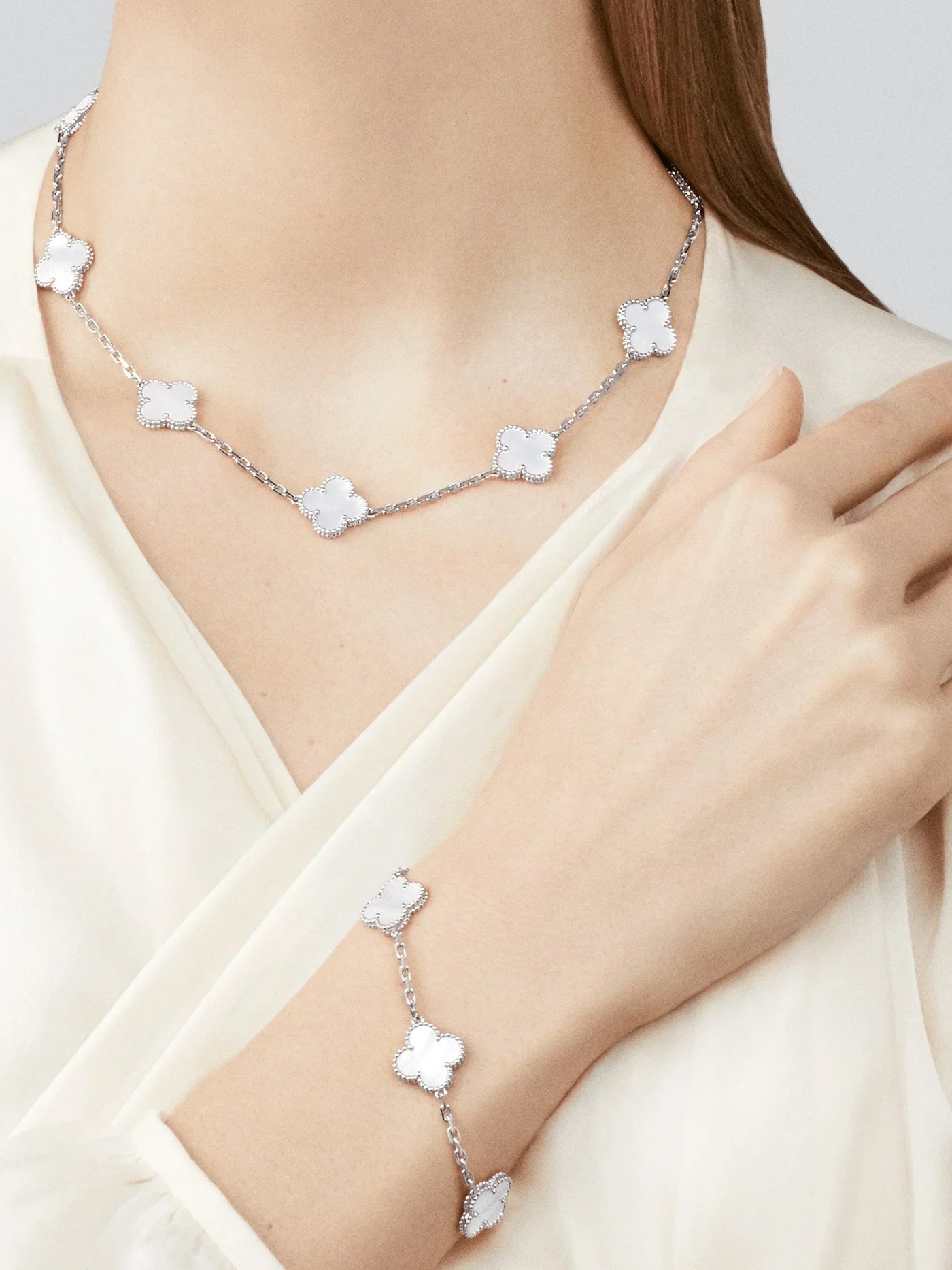 CLOVER | Collier Argent 10 Motifs