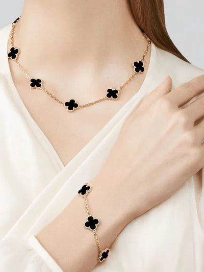 CLOVER | Collier Noir 10 Motifs