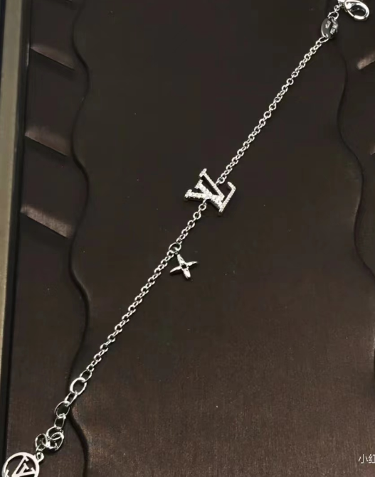 EXCLUSIVE | Bracelet Mesmera