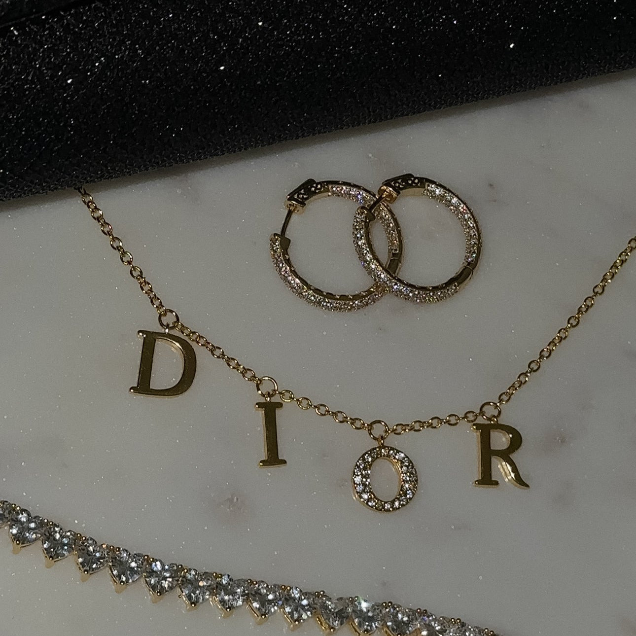 EXCLUSIVE | Collier DR Or