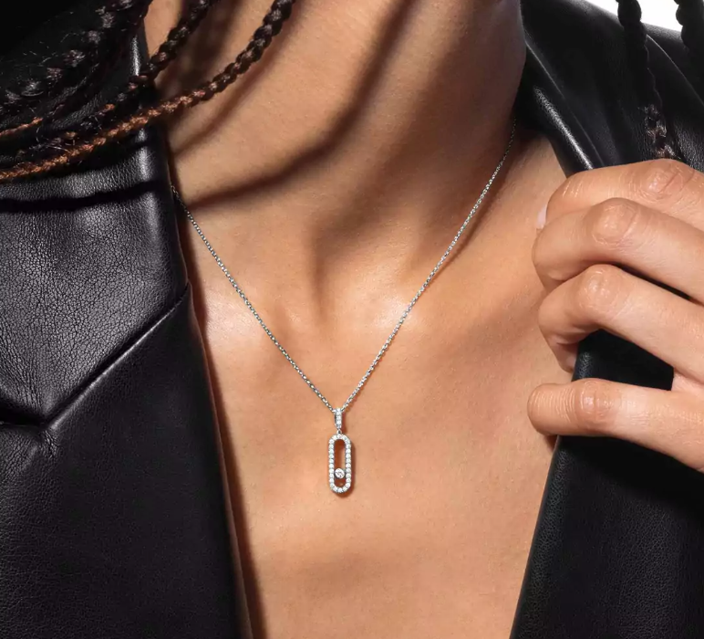 EXCLUSIVE | Collier Mollyanne Uno Long